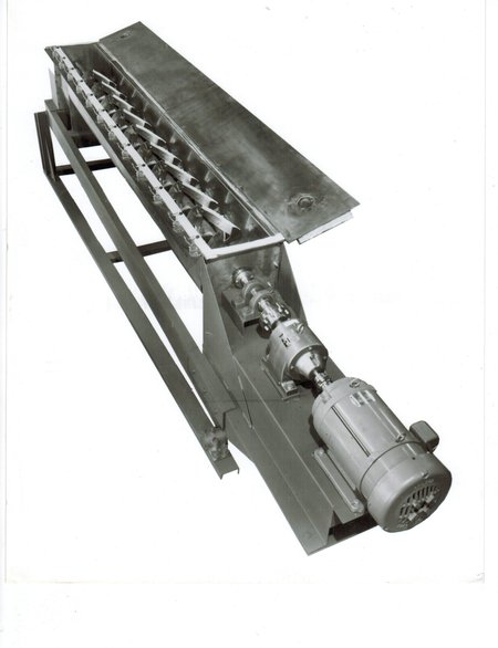 horizontal screw conveyor